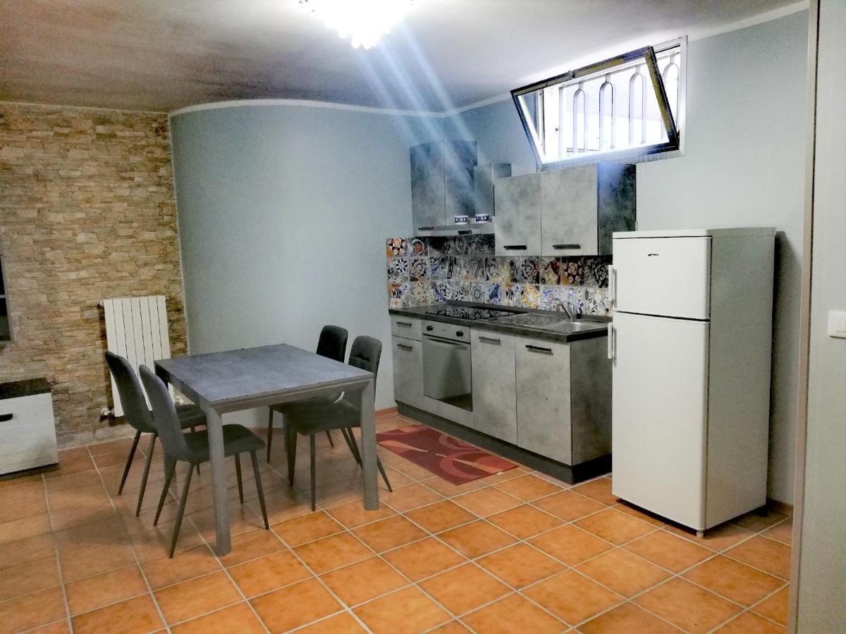 La Taverna Appartamento Scala A Chiocciola Follonica Luaran gambar