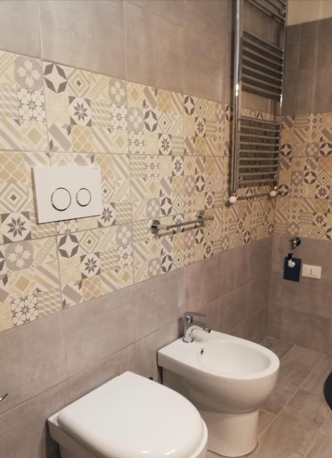 La Taverna Appartamento Scala A Chiocciola Follonica Luaran gambar