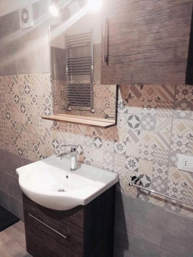 La Taverna Appartamento Scala A Chiocciola Follonica Luaran gambar