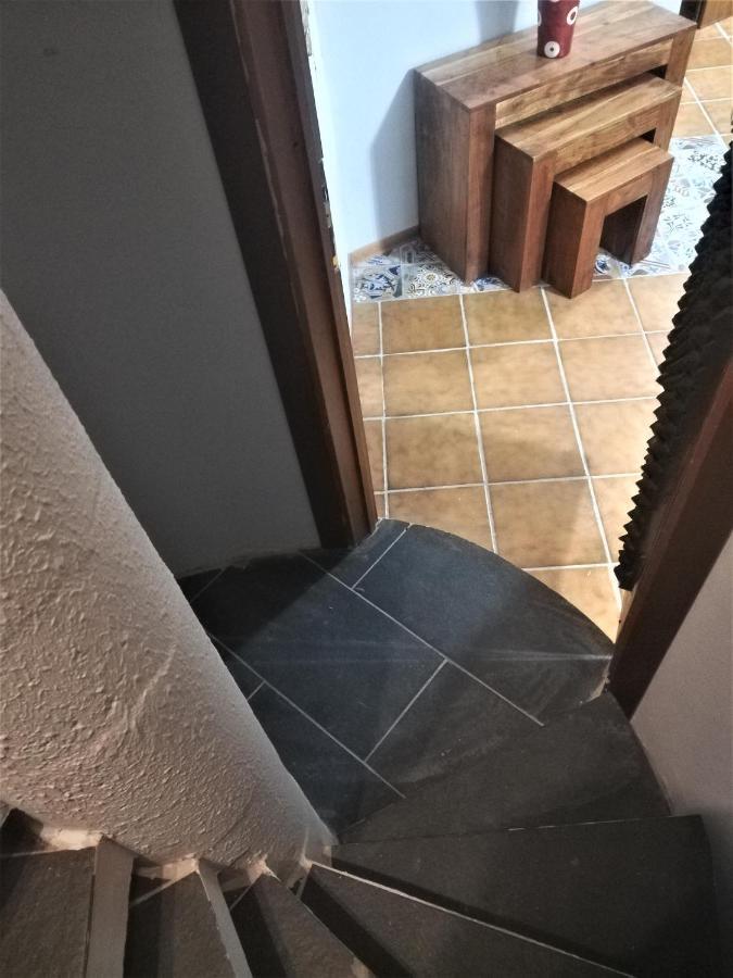 La Taverna Appartamento Scala A Chiocciola Follonica Luaran gambar